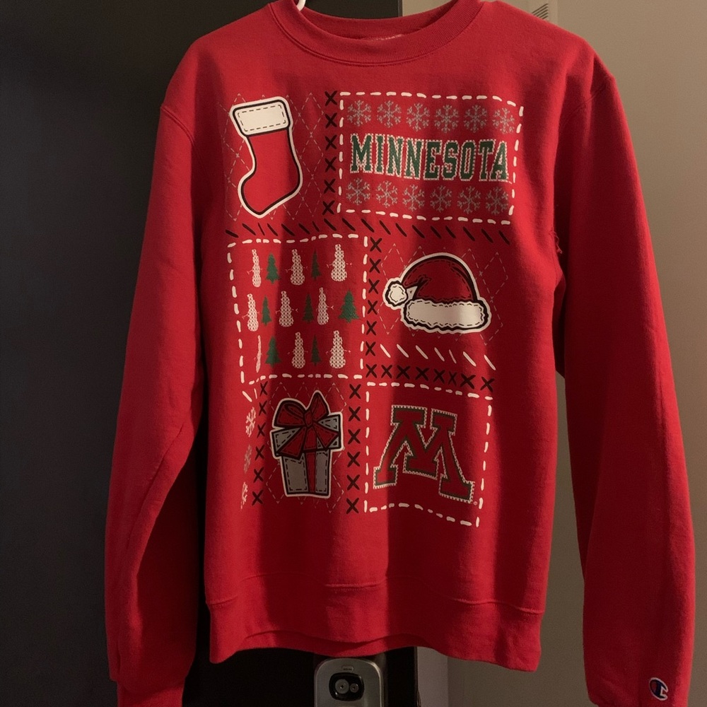 Champion Sweatshirt. Christmas sweater themed. University of Minnesota.